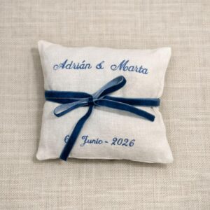 Cojín Alianzas Bordado